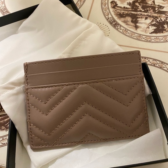 Gucci GG Marmont card case in porcel rose - Picture 6 of 8